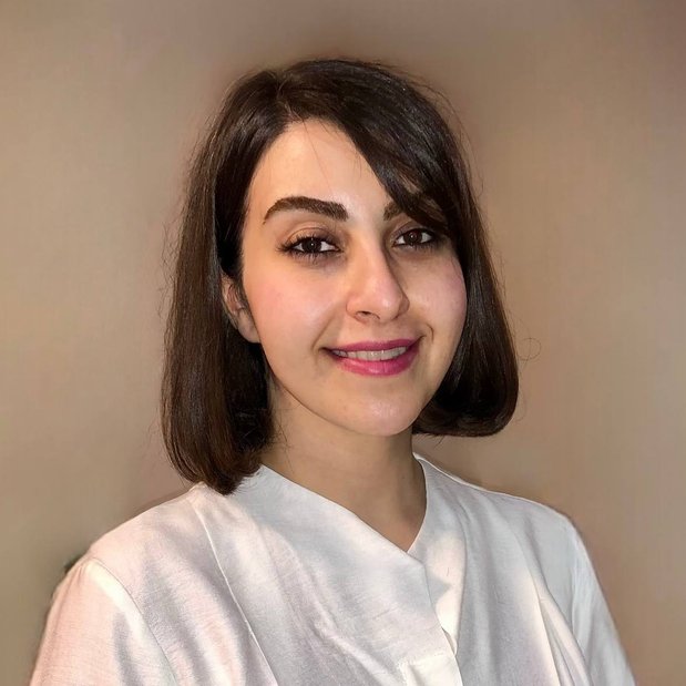 Sarasadat Alavi Headshot