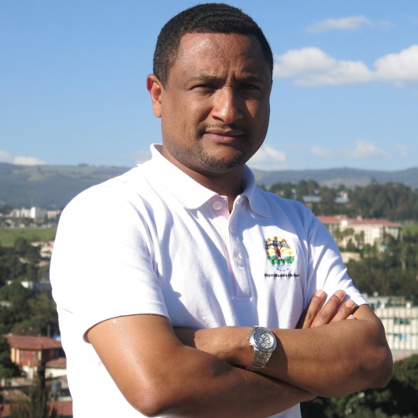 Abebe Beyene headshot.jpg