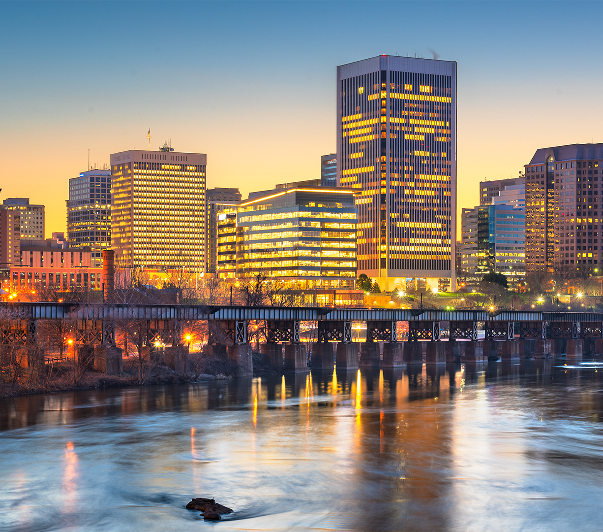 A view of downtown Richmond, VA at night