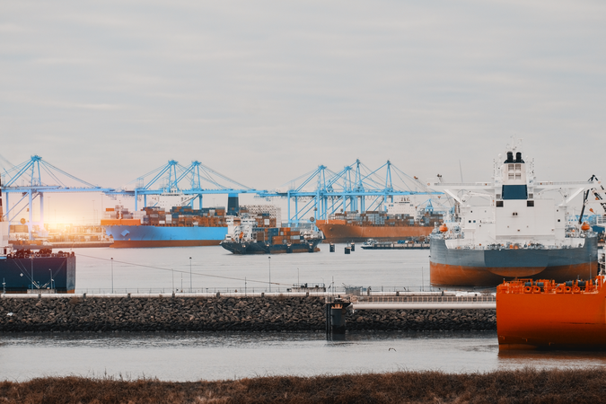 shutterstock_2427787679