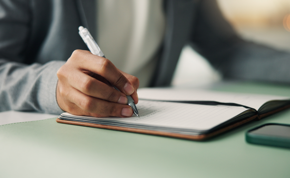 shutterstock_2729023585